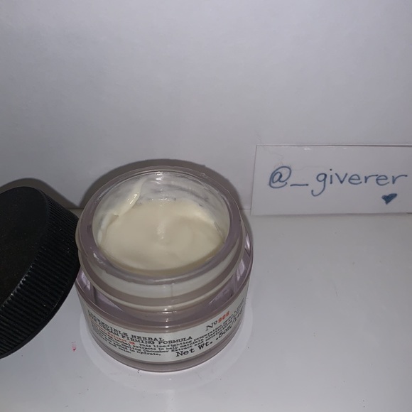 Incredible Herbal Eye Cream Firming C.O. Bigelow - Picture 3 of 9